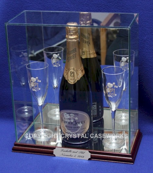 CHAMPAGNE BOTTLE AND FLUTES - GLASSES GLASS DISPLAY CASE