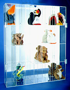 BEANIE BABY SIZE ACRYLIC DISPLAY CASEFOR 28 BEANIES - VERTICAL