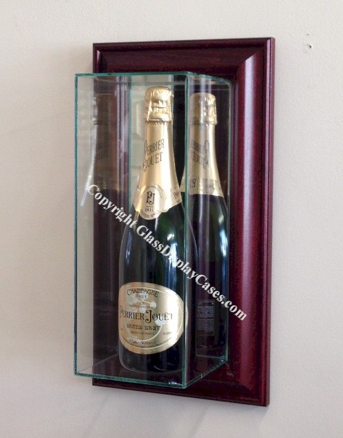 SINGLE CHAMPAGNE LIQUOR BOTTLE WALL MOUNT GLASS DISPLAY CASE - VERTICAL