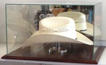 STETSON - COWBOY - WESTERN HAT GLASS DISPLAY CASE - CHERRY FINISH WOOD BASE